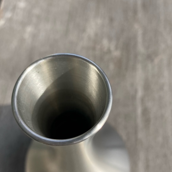 Royal Selangor | Hand Finished Generic Collection Pewter Bud Vase - Picture 8 of 14